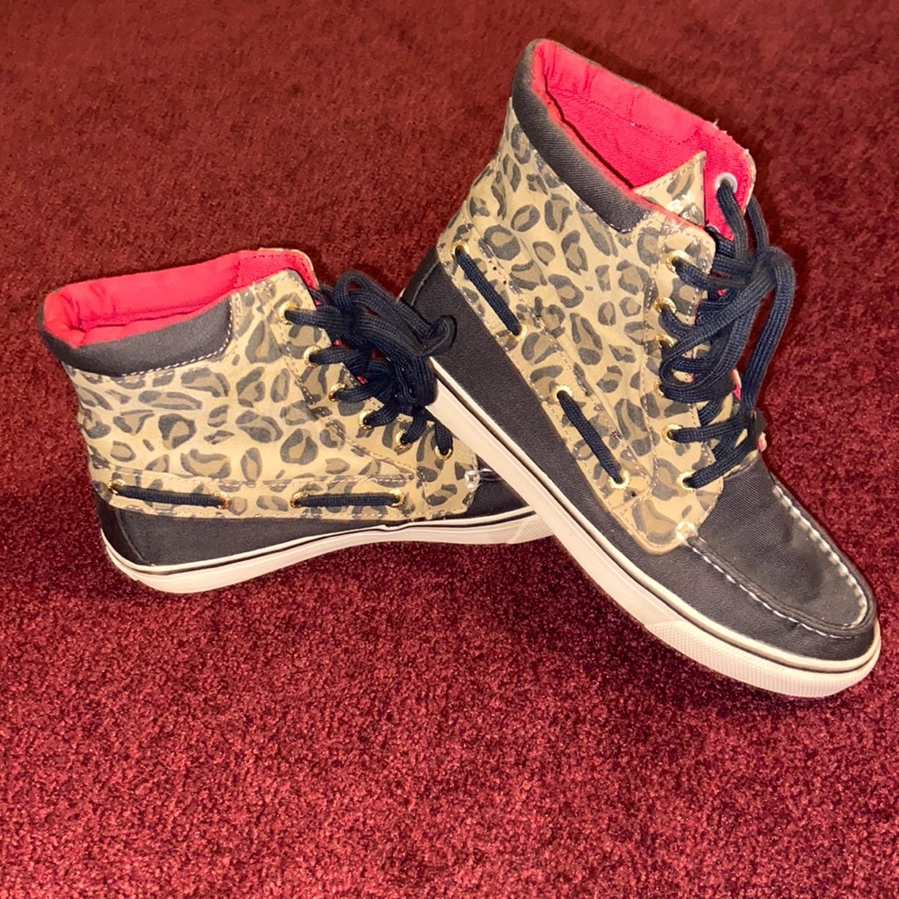 Sperry Cheetah Print High Top Sneakers size: 6.5